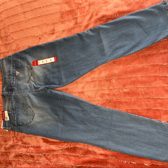 Guess Jeans never worn - Picture 2 of 6